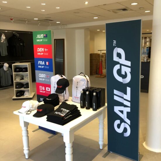 PHOTO-2021-04-13-14-15-46-550x550